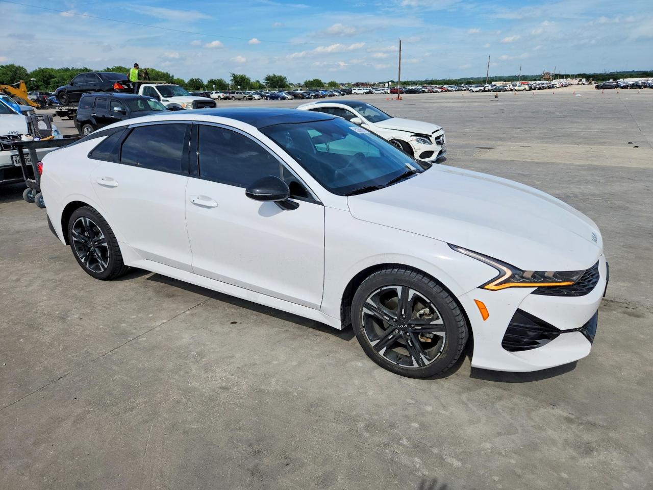2024 KIA K5 GT-Line