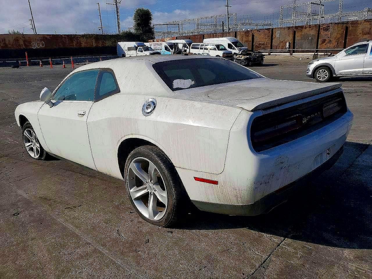 2017 DODGE CHALLENGER SXT