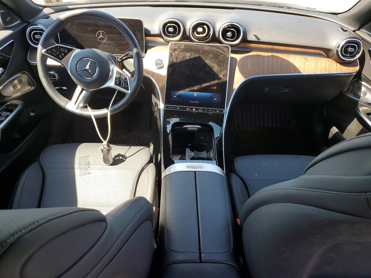 2024 MERCEDES-BENZ C