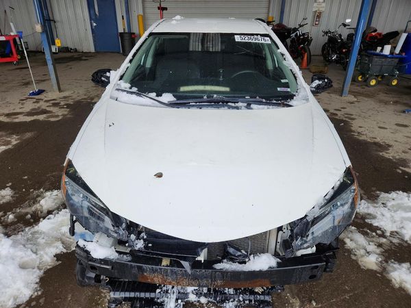 2018 TOYOTA COROLLA