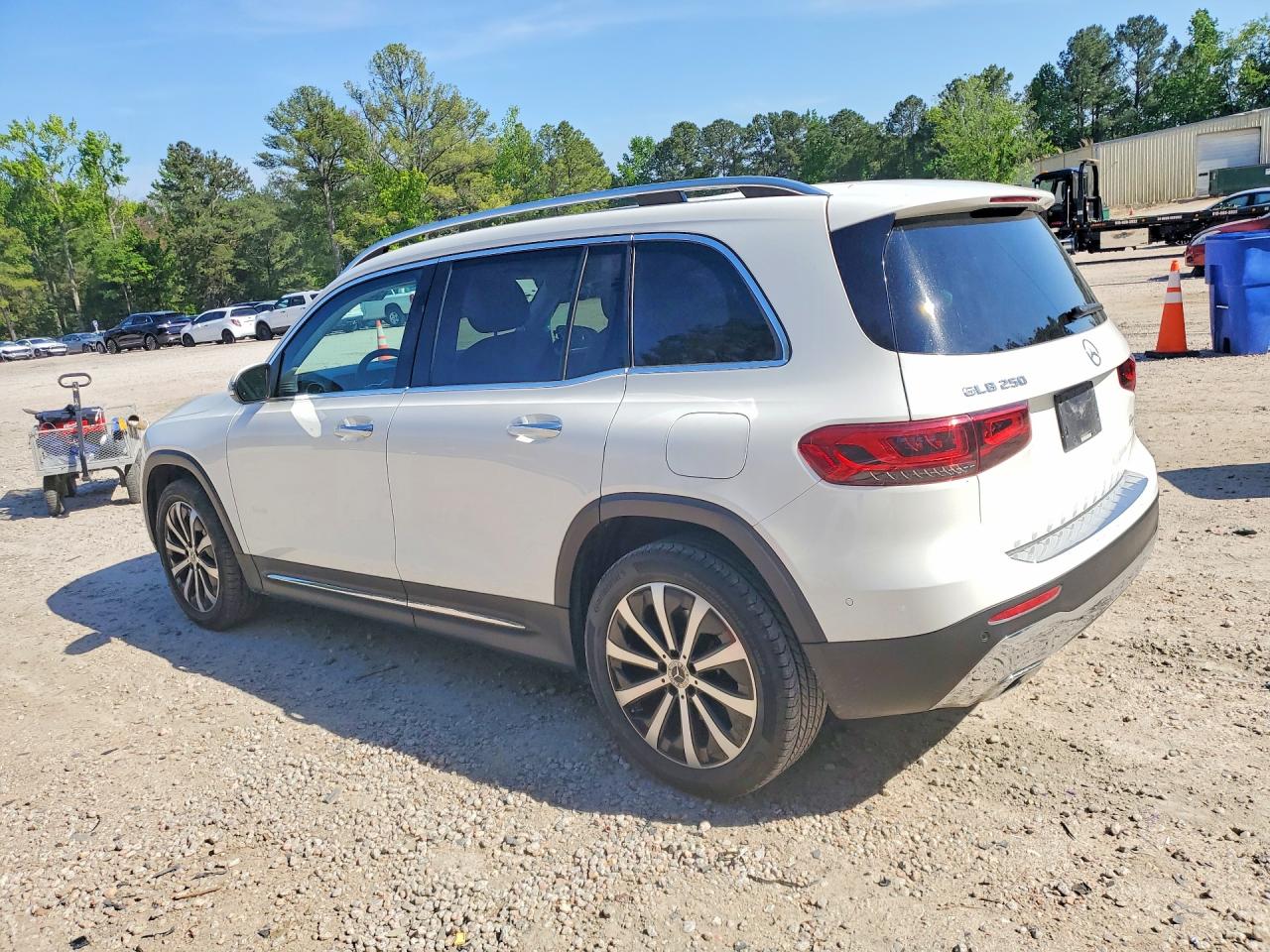 2021 MERCEDES-BENZ GLB GLB250