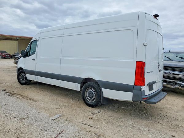2021 MERCEDES-BENZ SPRINTER 907 (VS30)