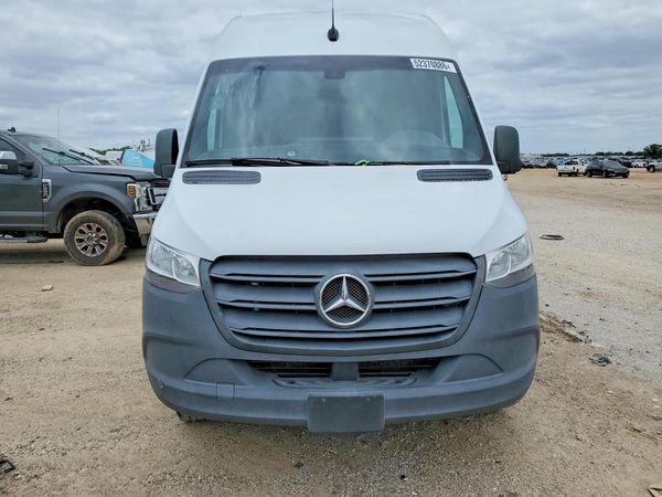 2021 MERCEDES-BENZ SPRINTER 907 (VS30)
