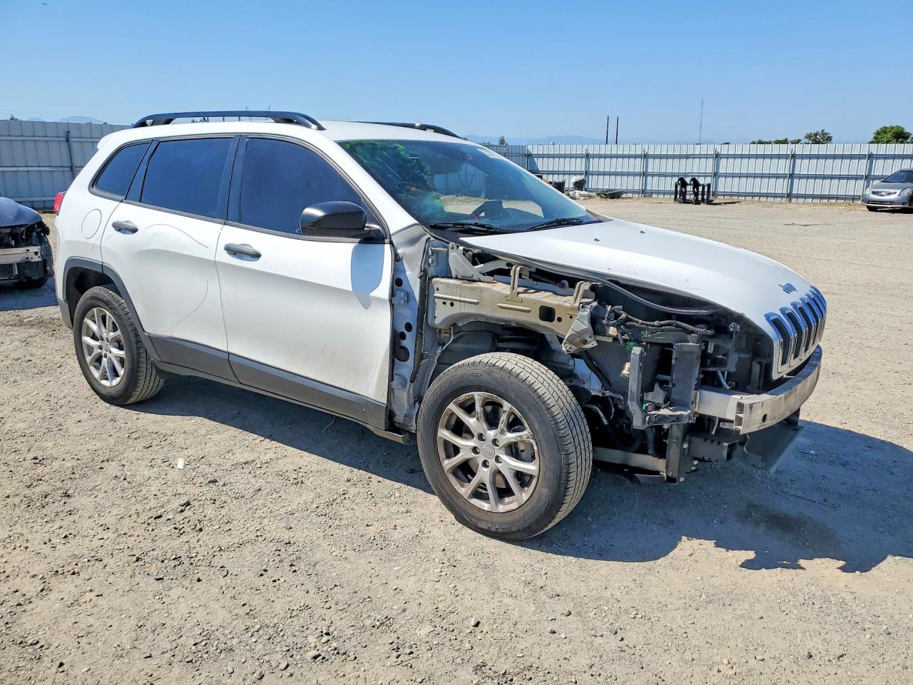 2015 JEEP CHEROKEE SPORT 4X4