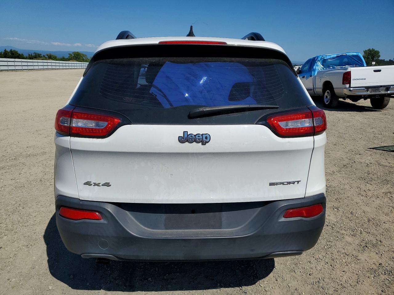 2015 JEEP CHEROKEE SPORT 4X4