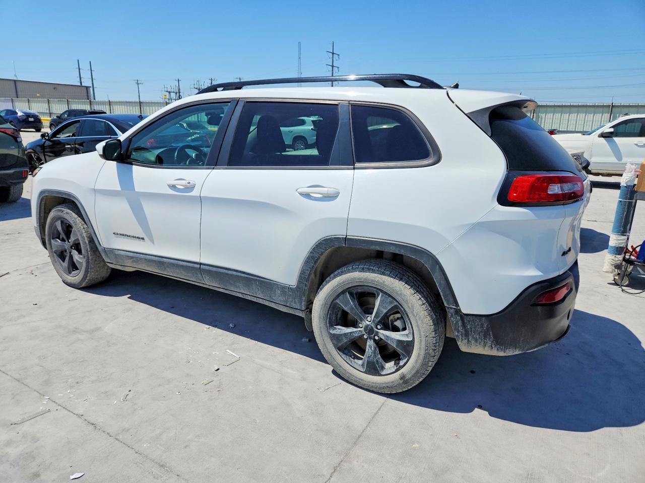 2015 JEEP CHEROKEE LATITUDE 4X4