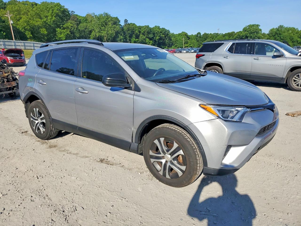 2018 TOYOTA RAV4 LE