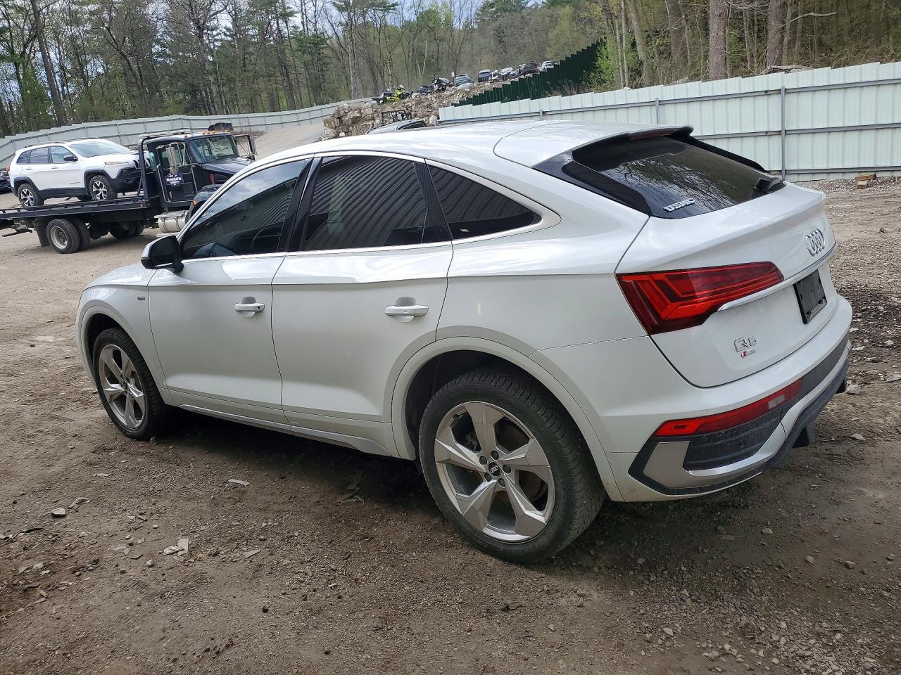 2022 AUDI Q5