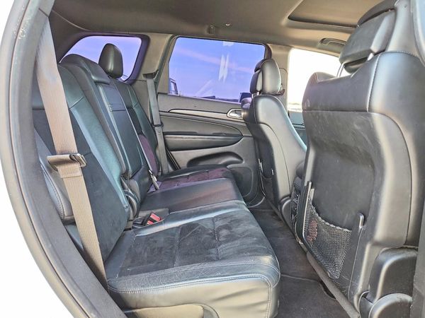 2017 JEEP GRAND CHEROKEE LAREDO 4X2