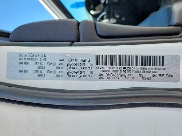 2017 JEEP GRAND CHEROKEE LAREDO 4X2