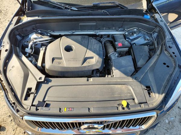 2019 VOLVO XC90
