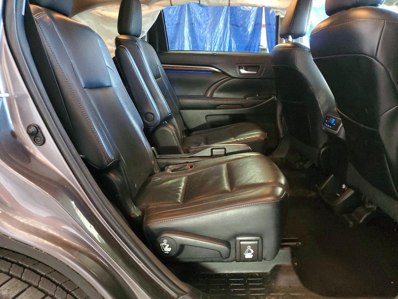 2016 TOYOTA HIGHLANDER Base/Hybrid