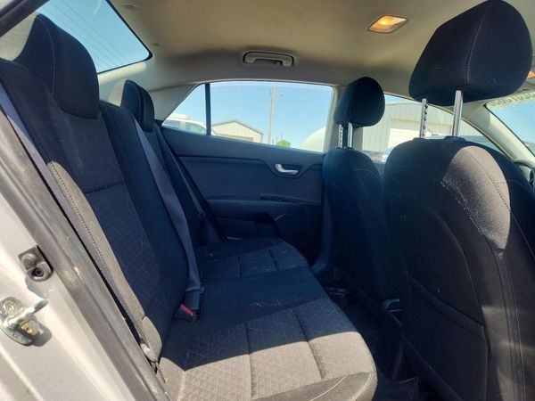 2021 KIA RIO
