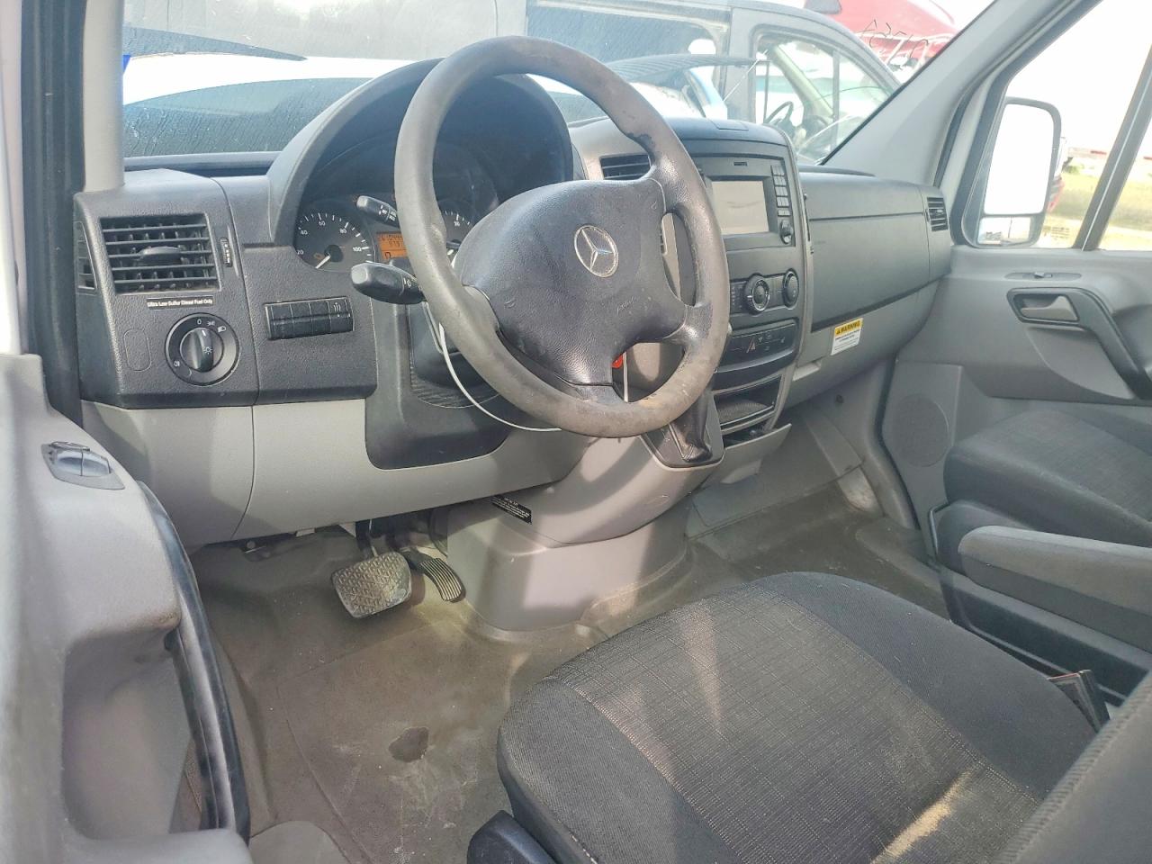 2015 MERCEDES-BENZ SPRINTER
