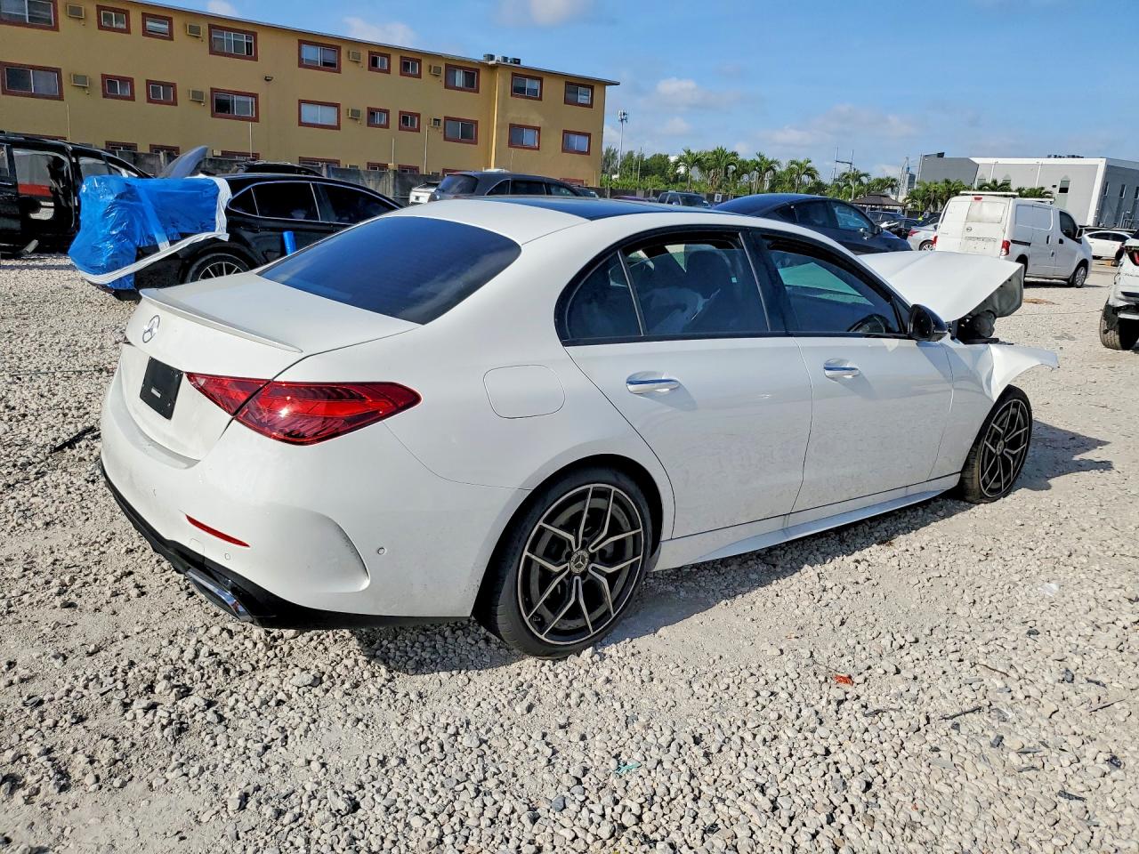 2023 MERCEDES-BENZ C C300