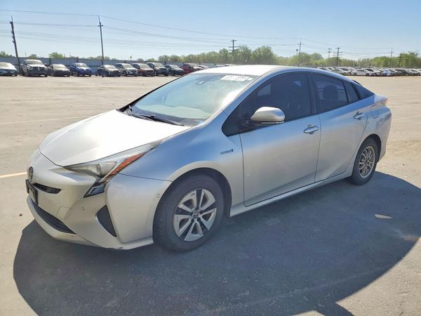 2017 TOYOTA PRIUS