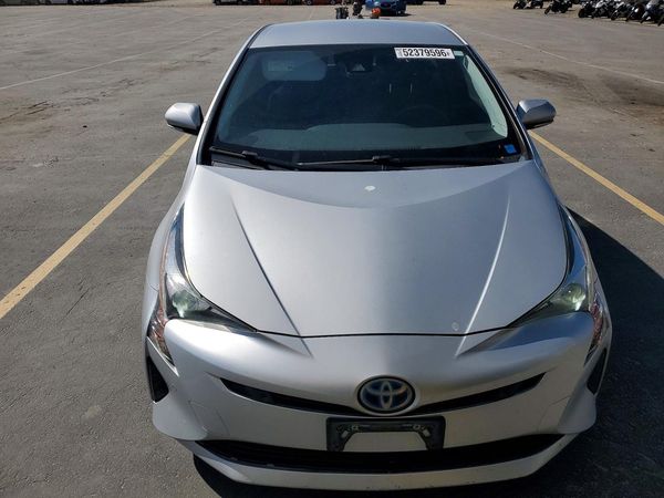 2017 TOYOTA PRIUS