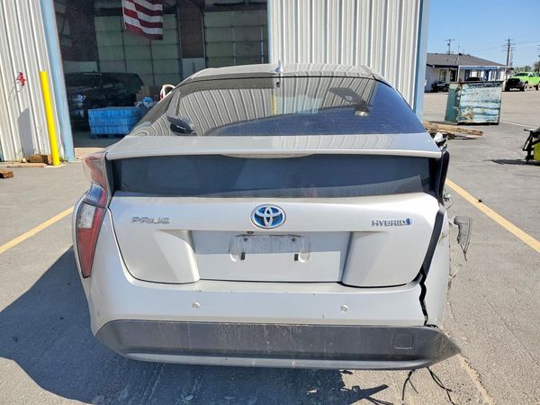 2017 TOYOTA PRIUS