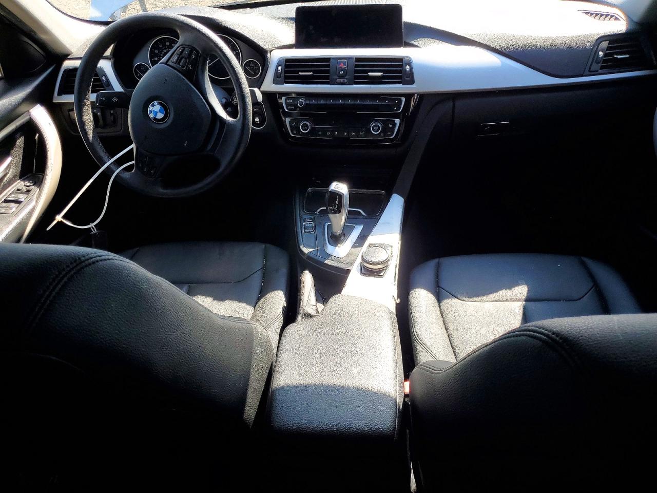 2018 BMW 320 xDrive SA
