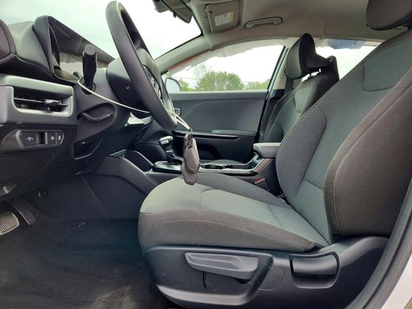 2026 KIA K4 LX, LXS