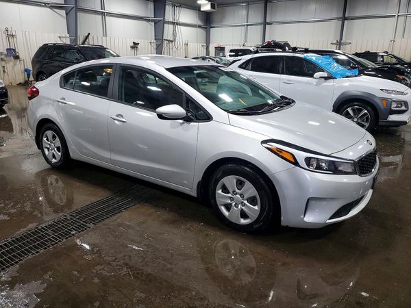 2017 KIA FORTE LX Base