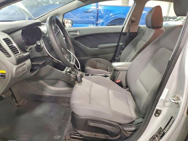 2017 KIA FORTE LX Base
