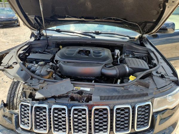 2017 JEEP GRAND CHEROKEE