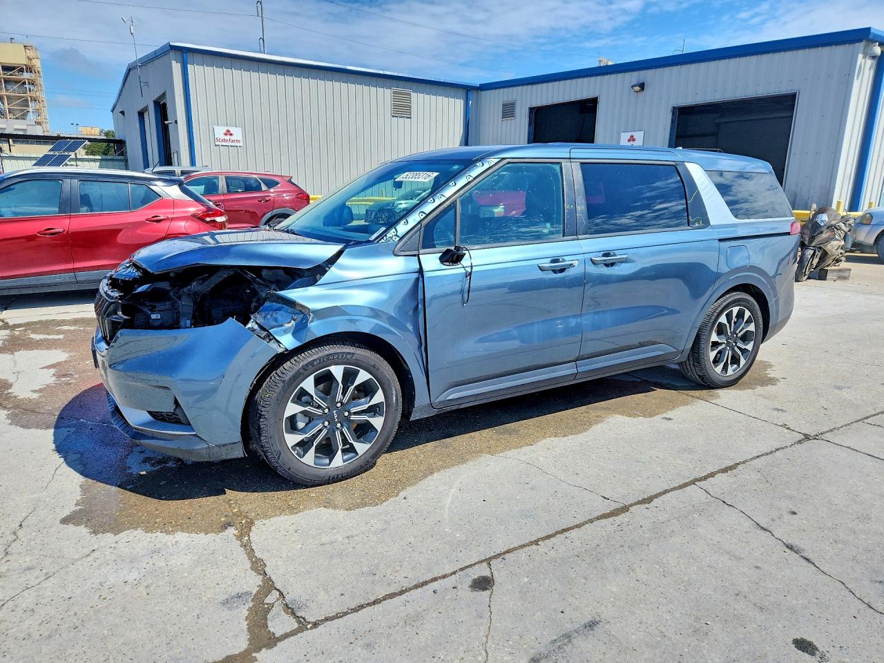 2024 KIA CARNIVAL EX