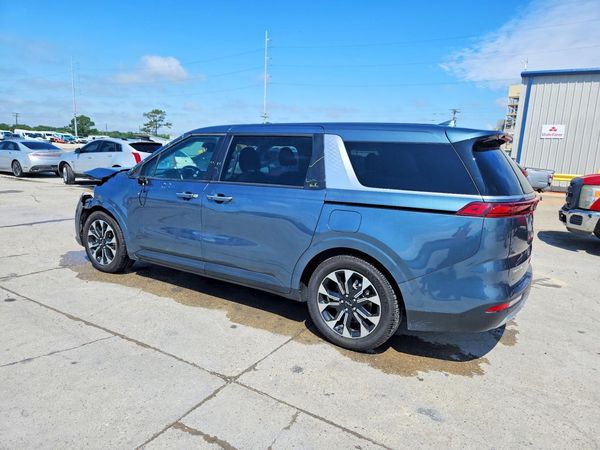2024 KIA CARNIVAL EX