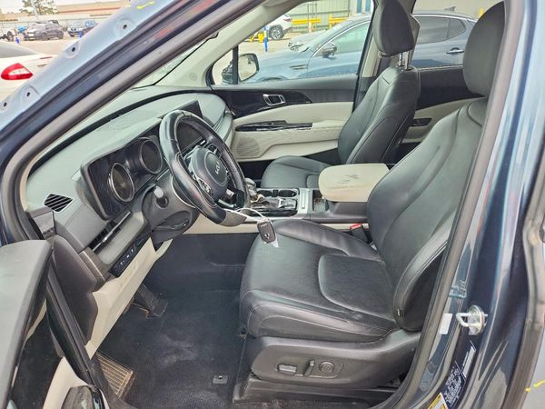 2024 KIA CARNIVAL EX