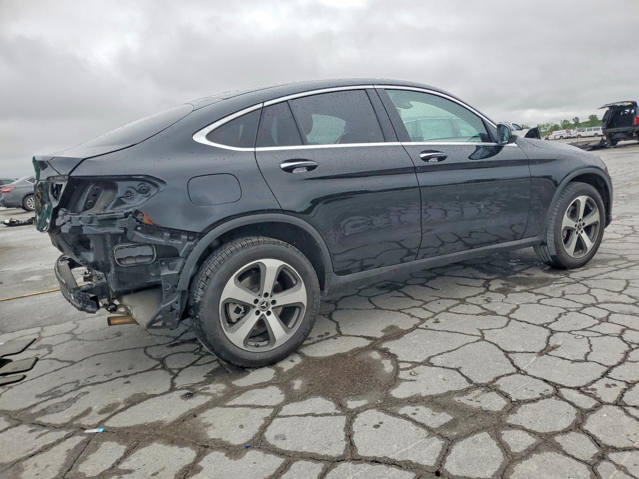 2017 MERCEDES-BENZ GLC COUPE GLC300-4M