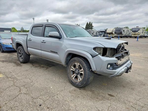2018 TOYOTA TACOMA