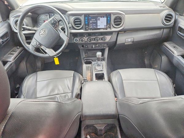 2018 TOYOTA TACOMA