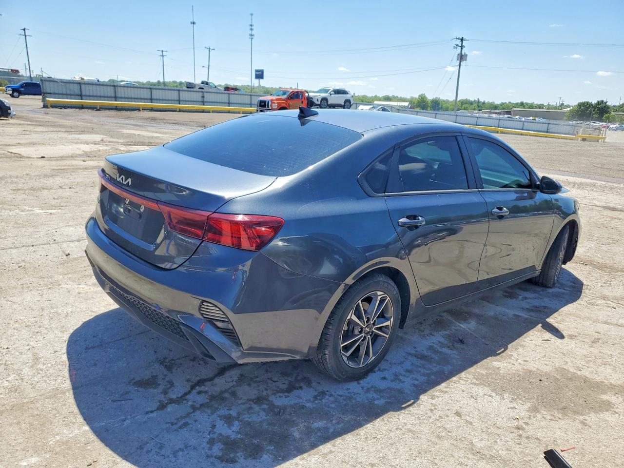 2022 KIA FORTE FE, LXS
