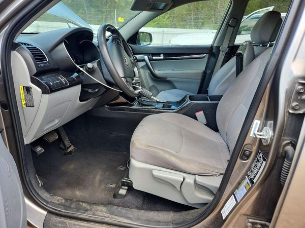 2015 KIA SORENTO GL
