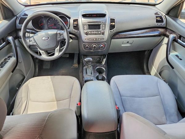 2015 KIA SORENTO GL