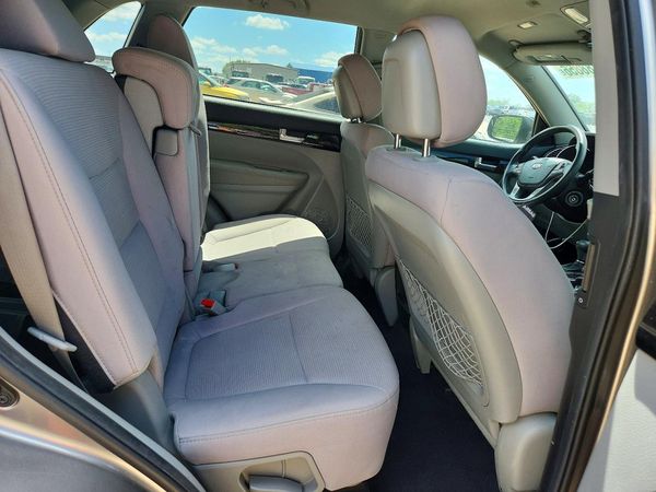 2015 KIA SORENTO GL