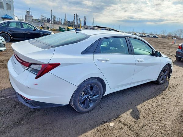 2021 HYUNDAI ELANTRA