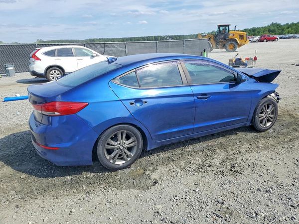 2017 HYUNDAI ELANTRA