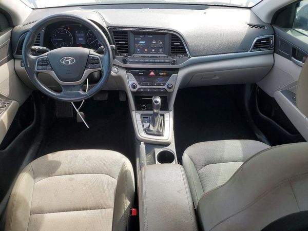 2017 HYUNDAI ELANTRA