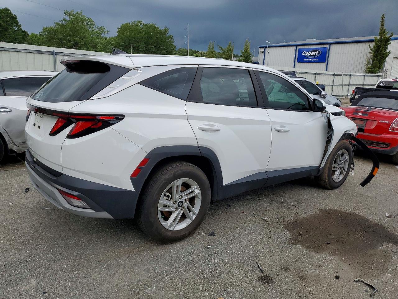2025 HYUNDAI TUCSON SE