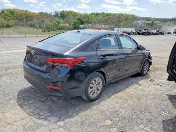 2018 HYUNDAI ACCENT SE and SEL