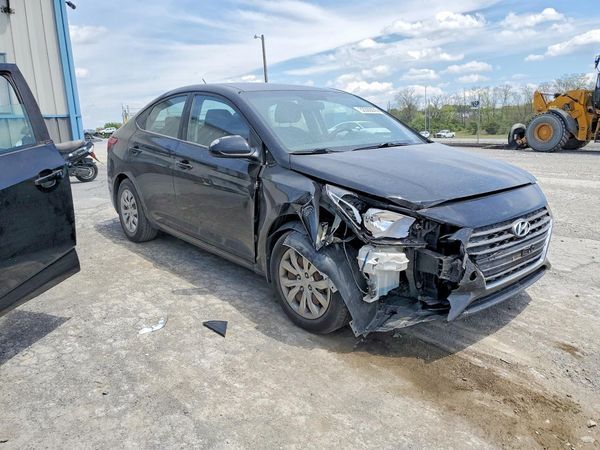 2018 HYUNDAI ACCENT SE and SEL