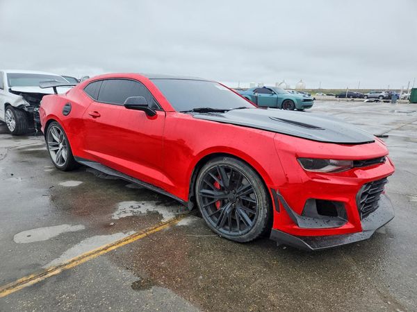 2019 CHEVROLET CAMARO ZL1 — Passenger 3/4