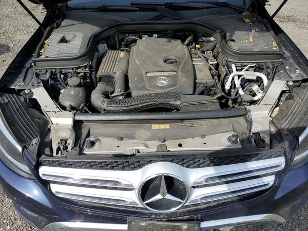 2017 MERCEDES-BENZ GLC-CLASS GLC300 Base-4M — Engine bay