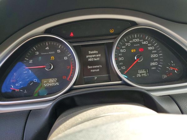 2012 AUDI Q7 V6 4DR AWD Prestige