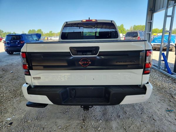 2026 NISSAN FRONTIER