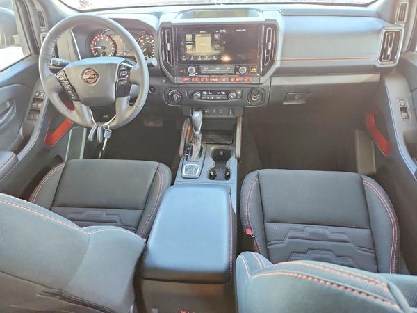 2026 NISSAN FRONTIER