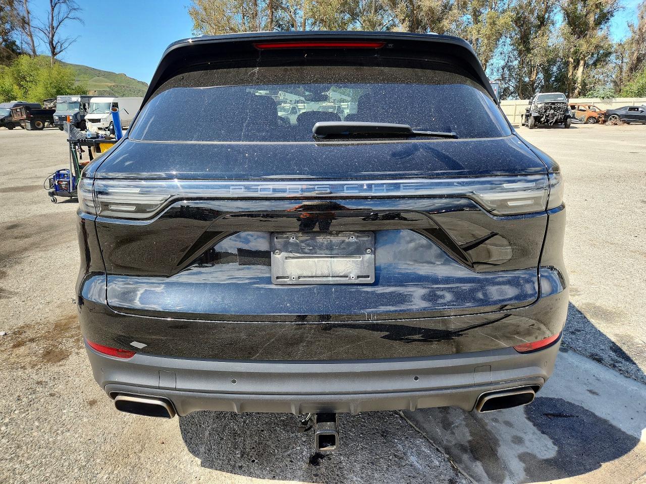 2021 PORSCHE CAYENNE