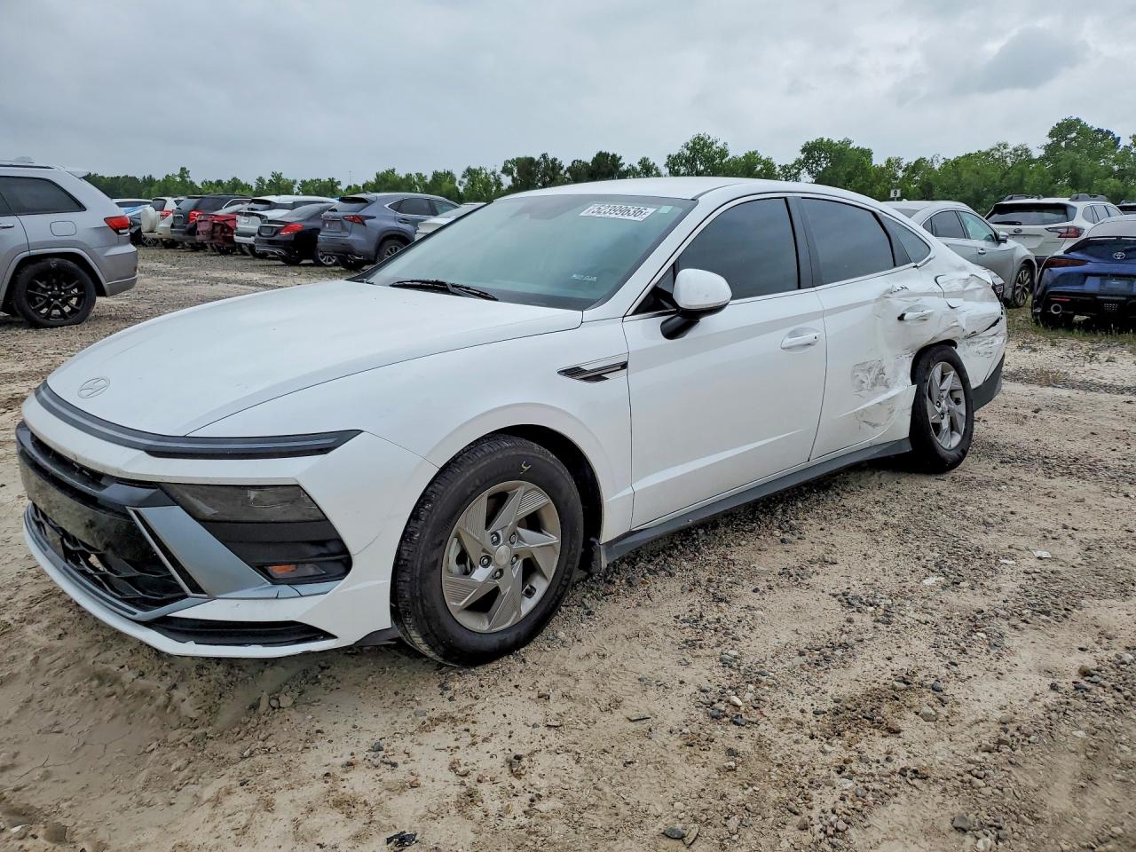 2025 HYUNDAI SONATA SE